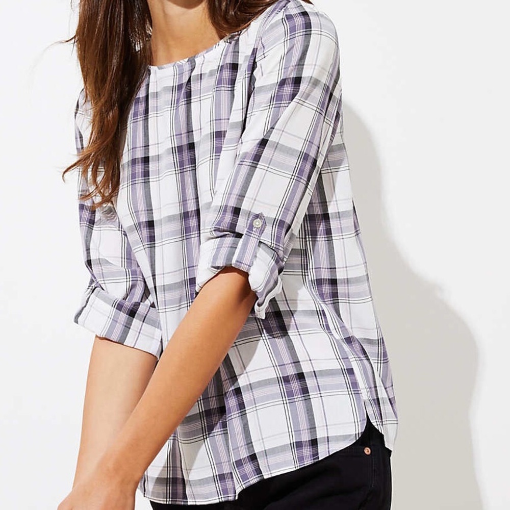 NWT Plaid tab-sleeve blouse